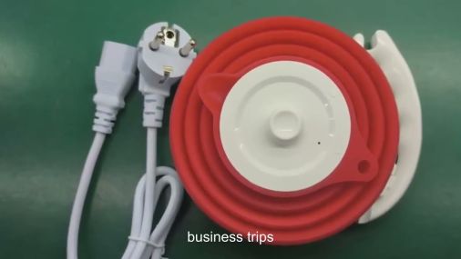 USB トラベルケトル電気小型ポータブルミニ湯沸かし器中国工場、環境に配慮したユーザーのための省エネシリコン折りたたみケトルベストサプライヤー